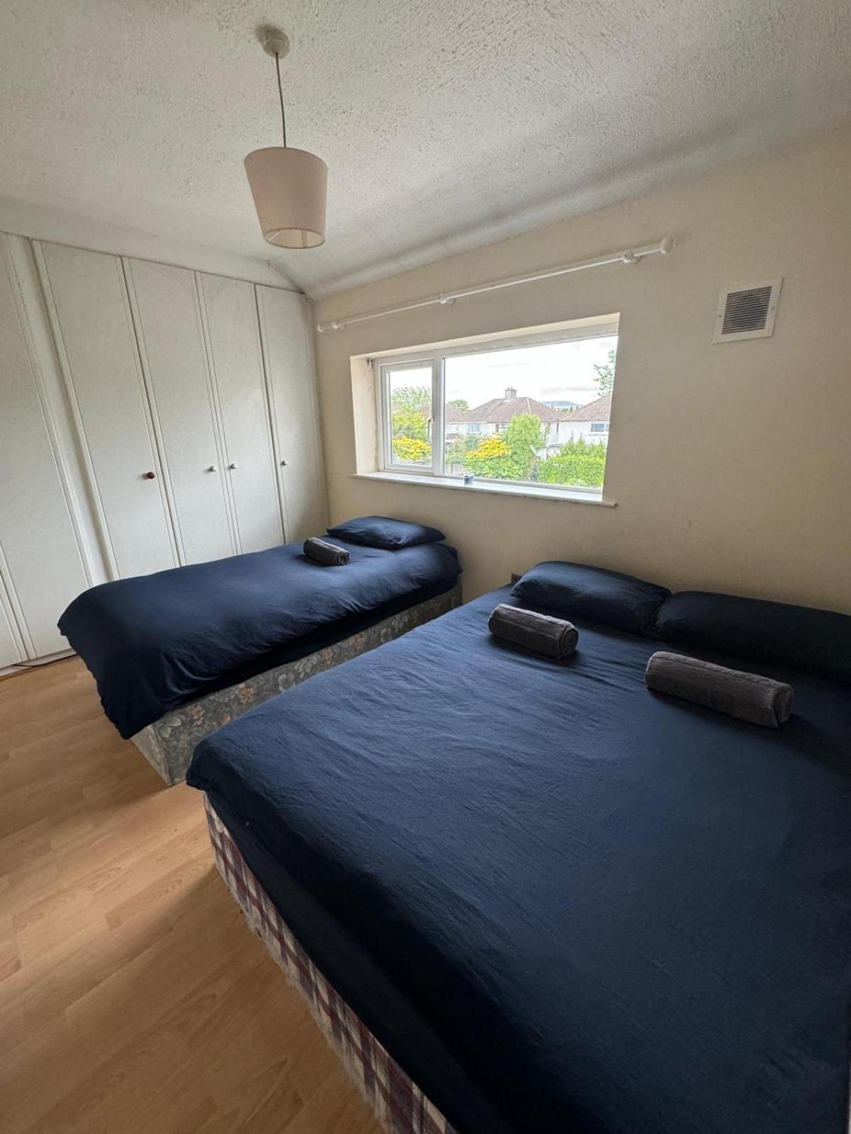 Nice Double Room Near Omni Shopping 더블린 외부 사진